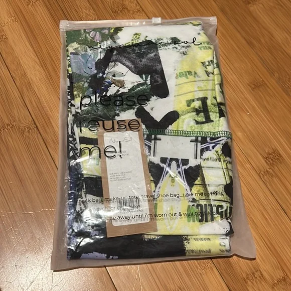 NWT/NIB Niyama Sol Sid Royal Legging